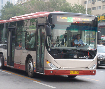 公共汽车